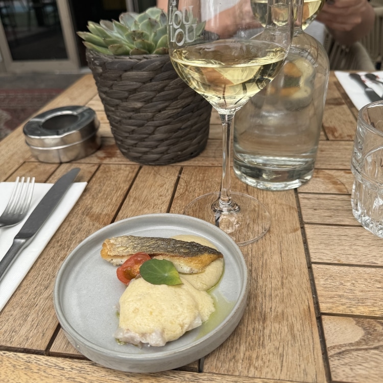 Dorado fish two ways with wine pairing at LouLou, Eindhoven wine walk